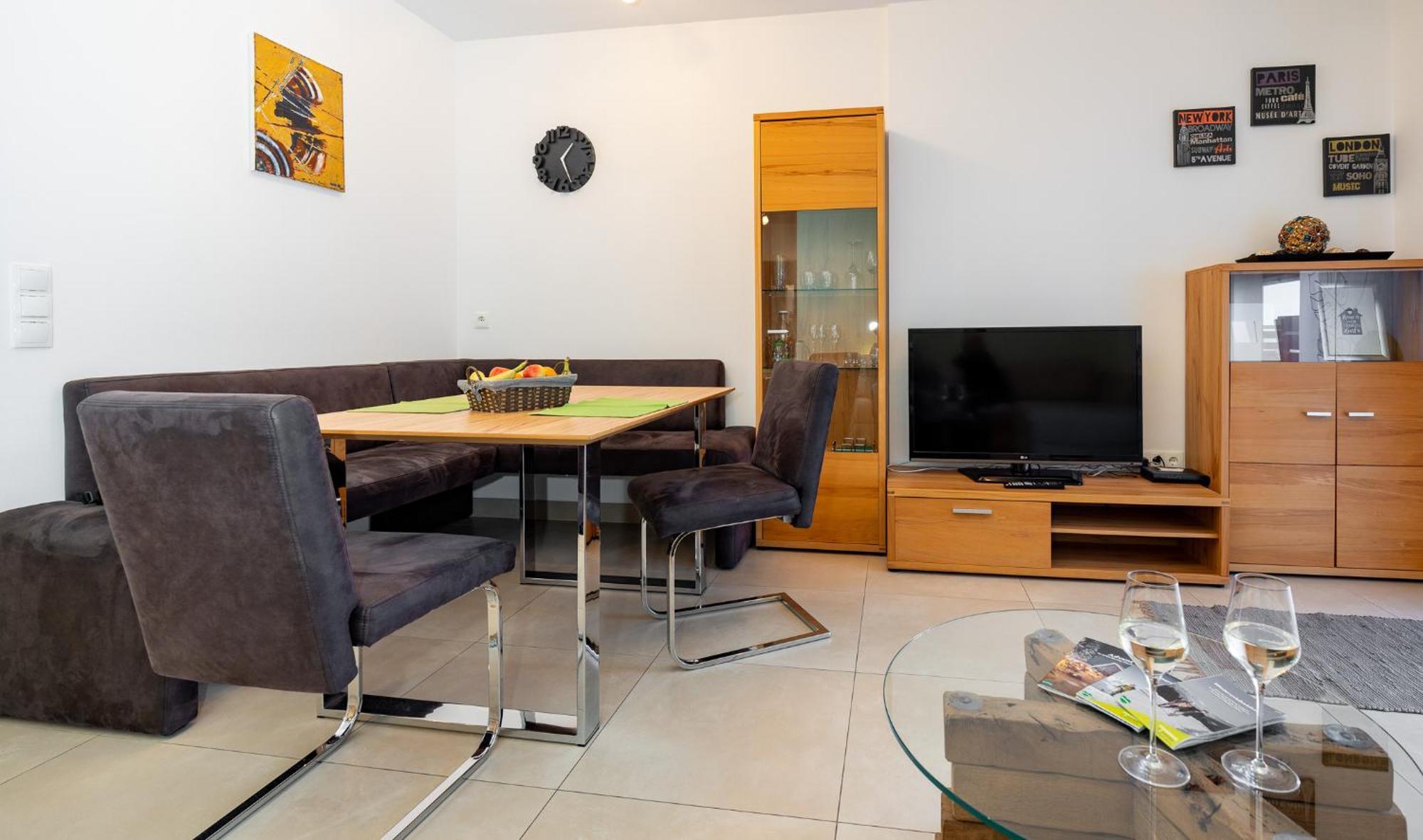 Appartement Klosterhügel Haus im Ennstal Exterior foto